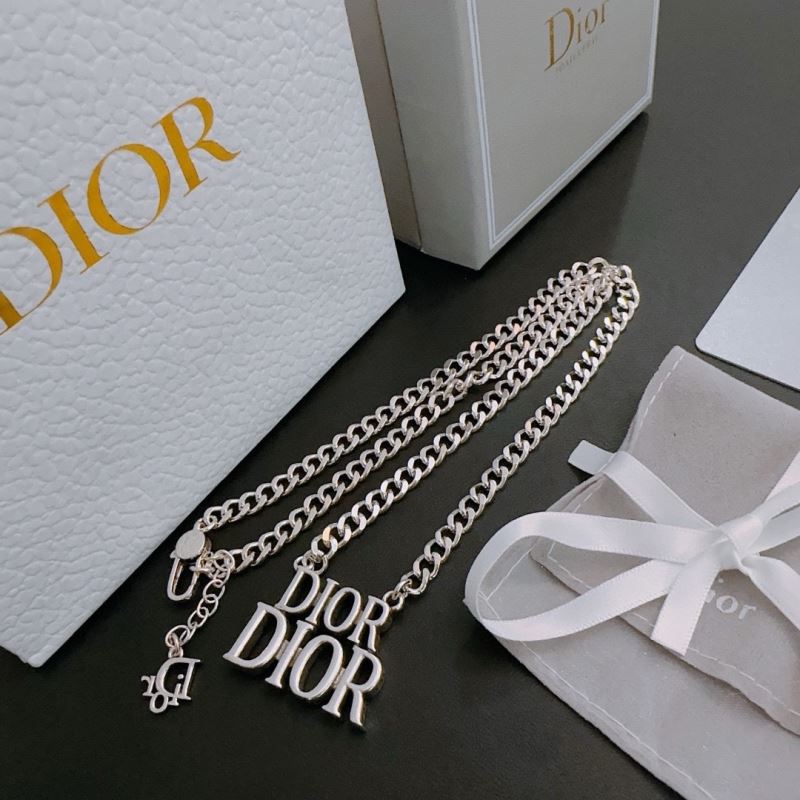 chr1st1an D10r necklaces